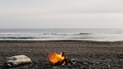 Ognisko na plaży od wakacji legalne?