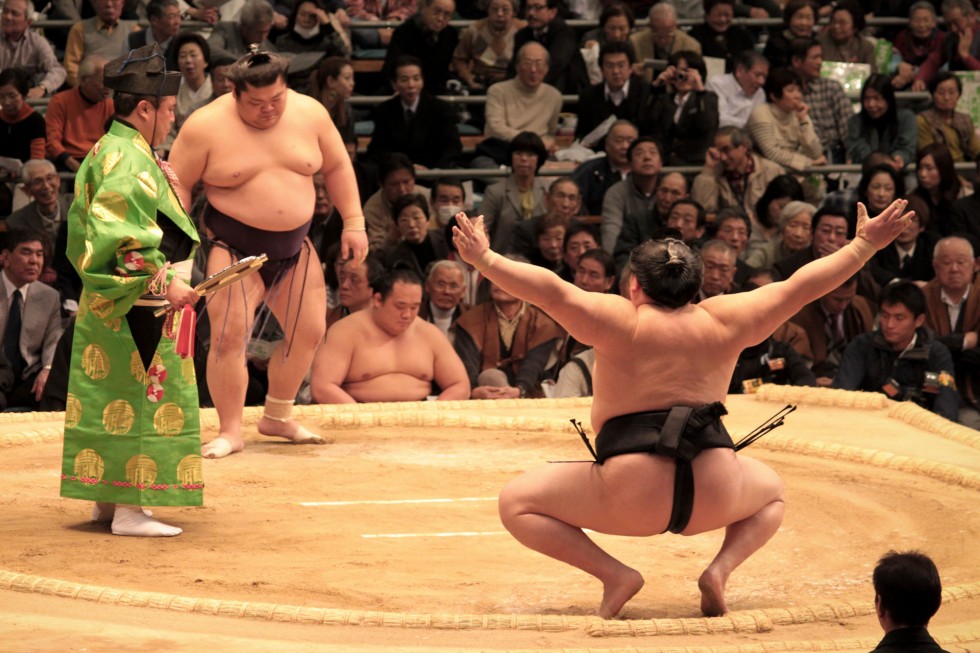 Co wiesz na temat sumo? Najważniejsze informacje