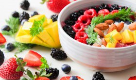 Jak jeść podczas wyjazdów służbowych: Porady dla aktywnych zawodowo