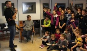 O życiu w leśnej chatce na końcu świata - 10 pytań do Marka Tokarzewskiego