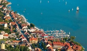 Szklany tunel w Mikołajkach