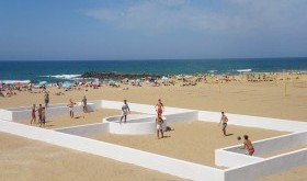 Takiego boiska na plaży jeszcze nie było (zdjęcia)