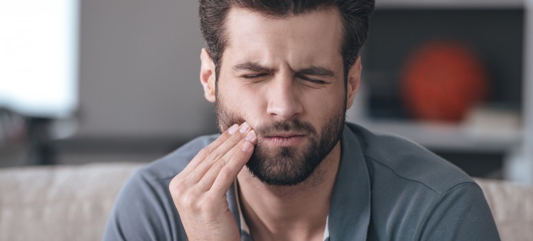 Pulsujący ból zęba - poznaj przyczyny
